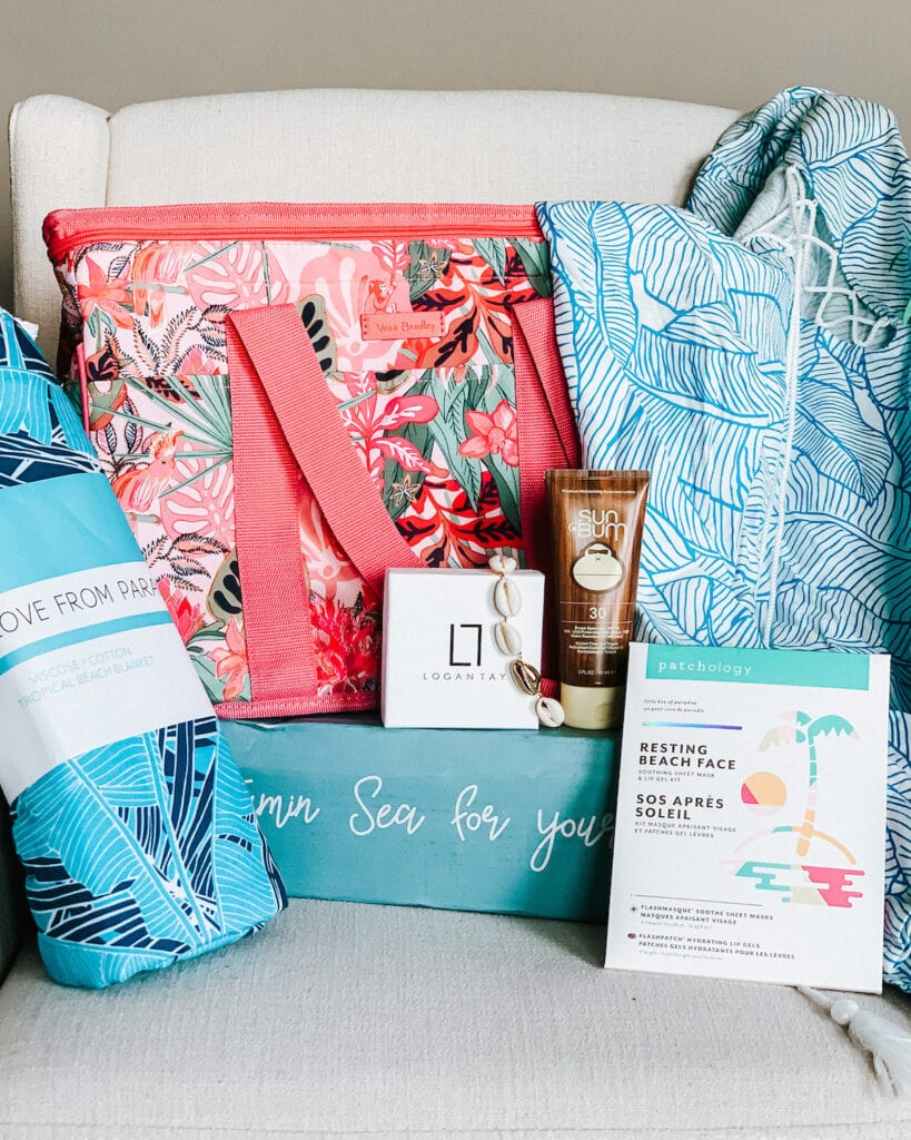 Summer Beachly Box Review & SPOILERS | Subscription box for women