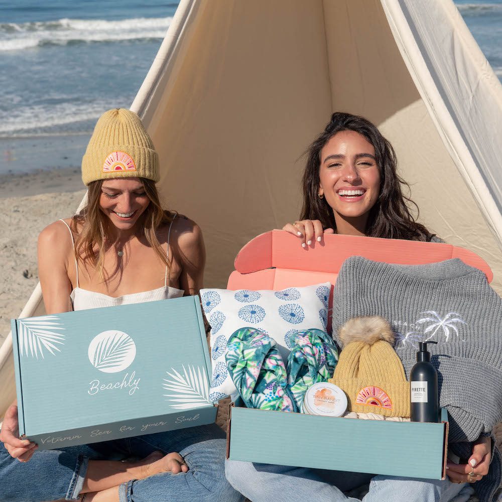 Winter 2021 Beachly Review & Unboxing - Spoilers! | Basic Housewife
