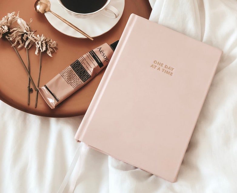 One Day At a Time Planner | The Best Productivity Planners Guaranteed To Get Your Life Organized | Basic Housewife