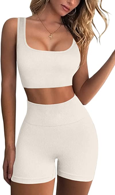 Ribbed Crop Set | Best Women's Activewear on Amazon | Basic Housewife