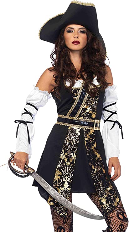 Buccaneer Pirate | The Best Halloween Costumes for Women in Their 30's